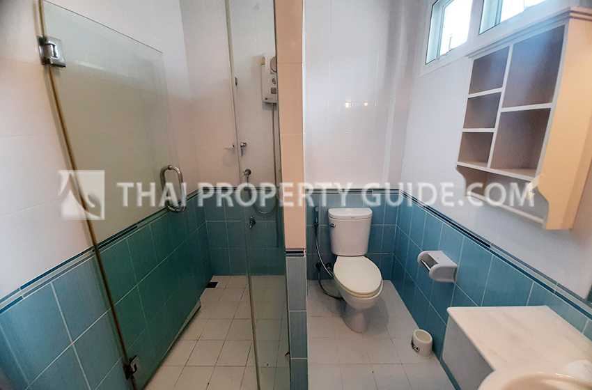 House with Shared Pool in Sukhumvit 